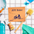 Load image into Gallery viewer, Soak iT Up Cardinal Chicken Bike Garden Mom Best Seller
