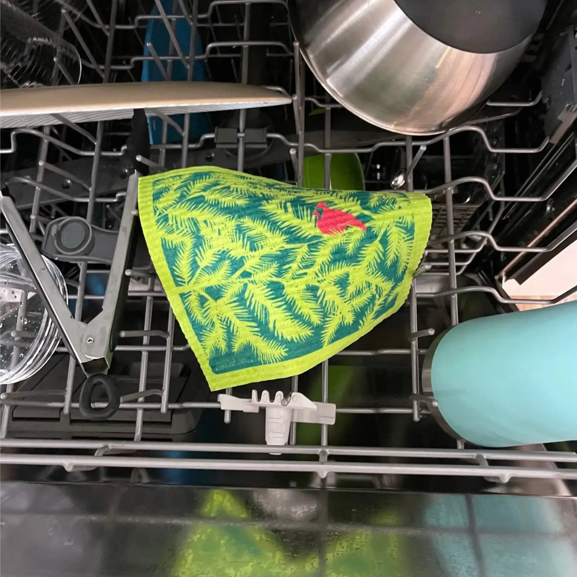 Clean Soak iT Up Swedish cloths can be cleaned in the top rack of the dishwasher soakitup.shop