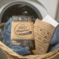 Load image into Gallery viewer, Soak-it-up-Sheet-Happen-eco-friendly-laundry-detergent-sheets
